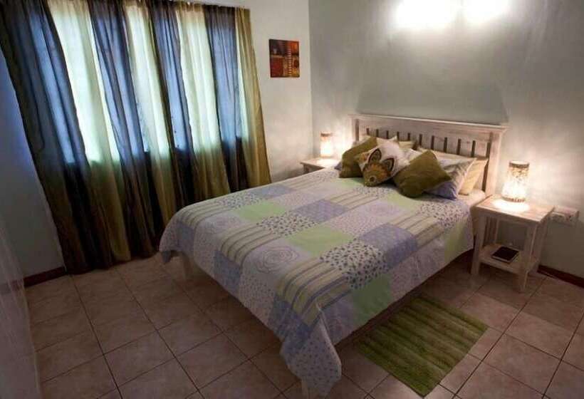 חדר סטנדרט, Bizafrika Guest Lodge & Conference Center