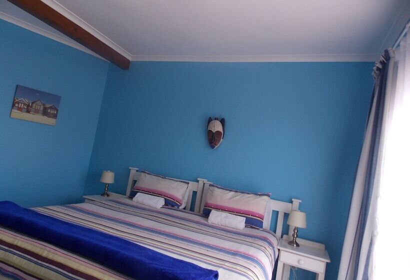 חדר סטנדרט לשלושה, Bizafrika Guest Lodge & Conference Center