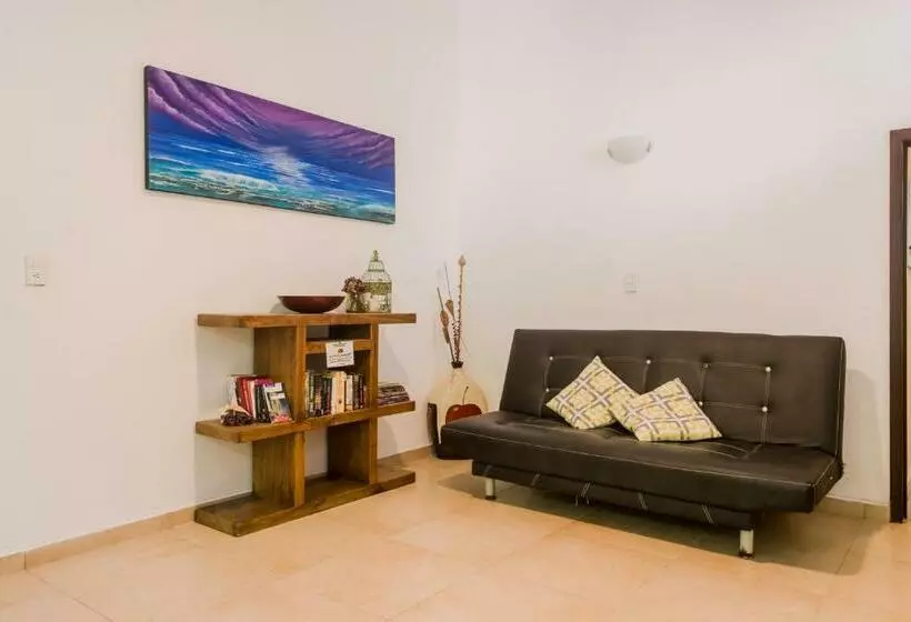 庭の見える１ベッドルームアパートメント, Villas Picalu Lodge