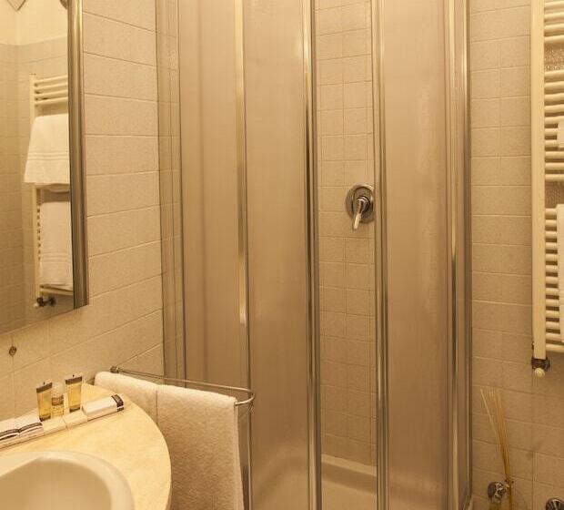 Номер Стандарт Индивидуальный, Cora