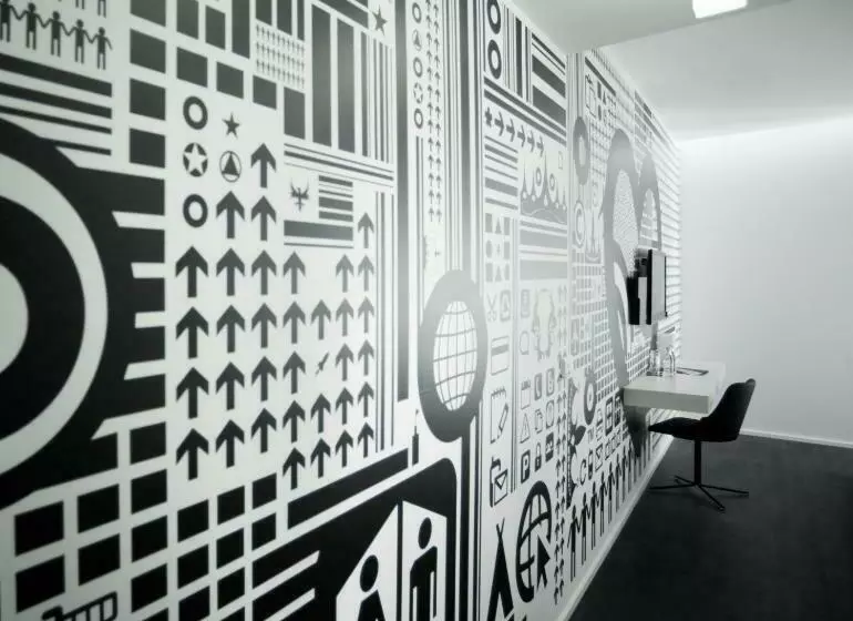 اتاق استاندارد با چشم‌انداز رودخانه, Design & Wine