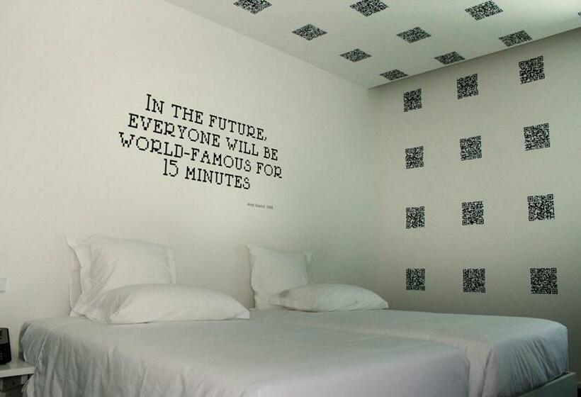 스탠다드 룸 강 전망, Design & Wine