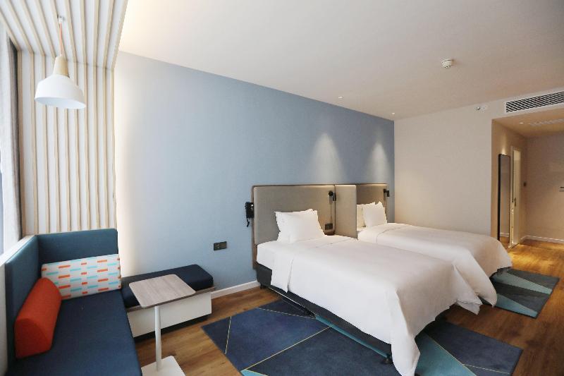 חדר סטנדרט, Holiday Inn Express Shantou City Center, An Ihg