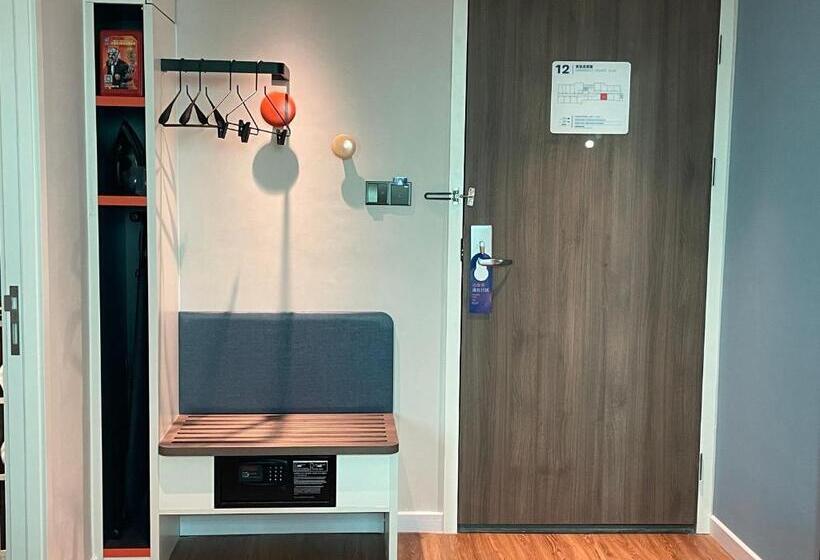 חדר סטנדרט, Holiday Inn Express Shantou City Center, An Ihg