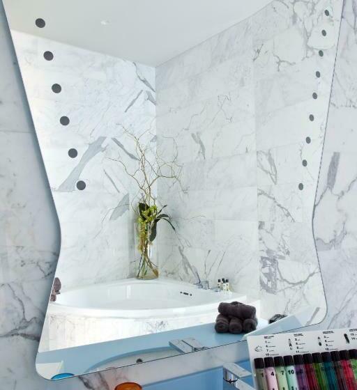 סוויטה נשיאותית, Jr Hotels Bari Grande Albergo Delle Nazioni