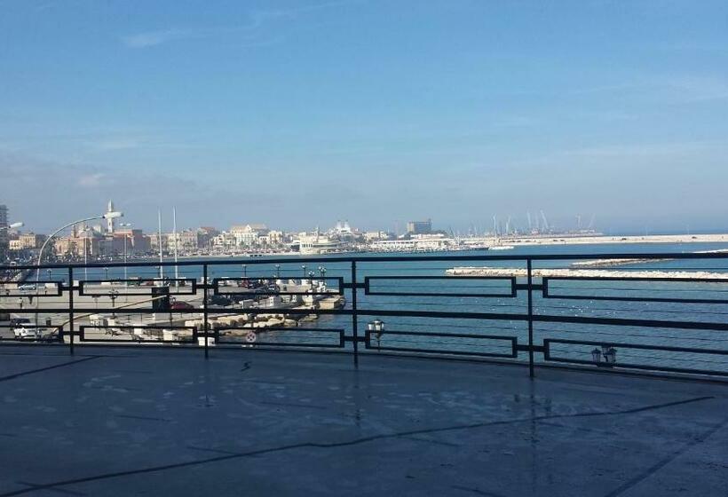 סוויטה נשיאותית, Jr Hotels Bari Grande Albergo Delle Nazioni