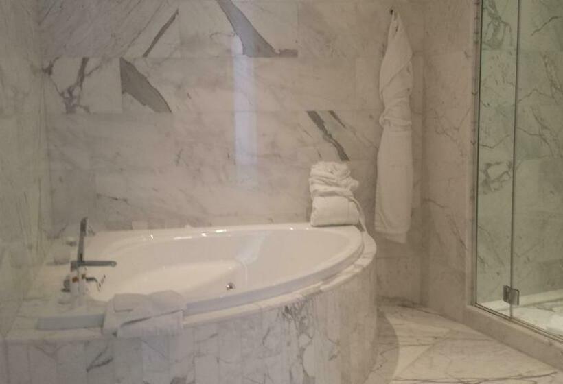 سوئیت پرزیدنت, Jr Hotels Bari Grande Albergo Delle Nazioni