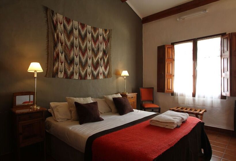 اتاق استاندارد چهار تخته, Hostería Lunahuana