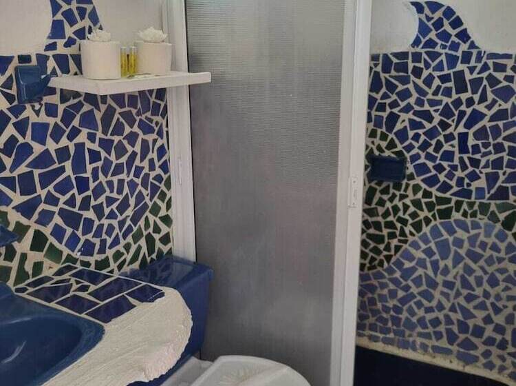 标准工作室, Mayan Art Hotel 10 Avenue