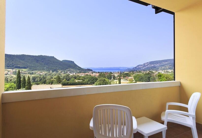 스탠다드 룸 호수 전망, Poiano Garda Resort