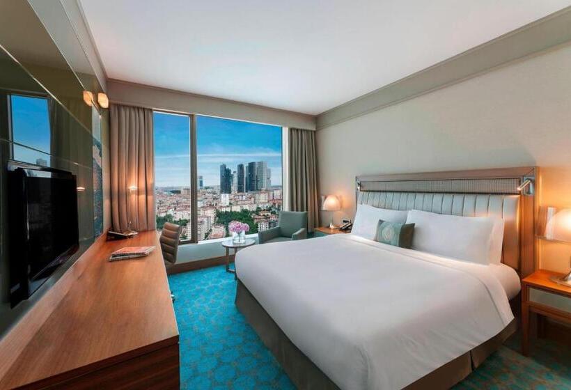 اتاق لوکس با تخت بزرگ, Renaissance Istanbul Polat Bosphorus