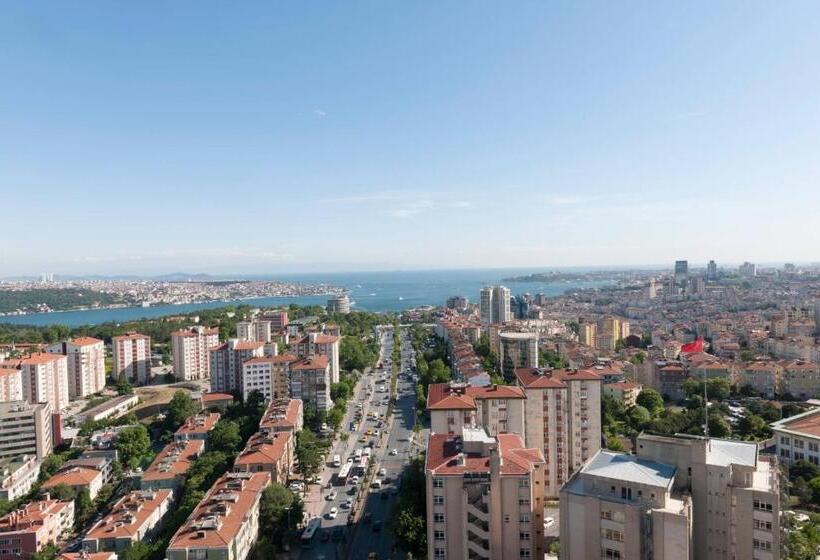 سوئیت جونیور با چشمانداز, Renaissance Istanbul Polat Bosphorus
