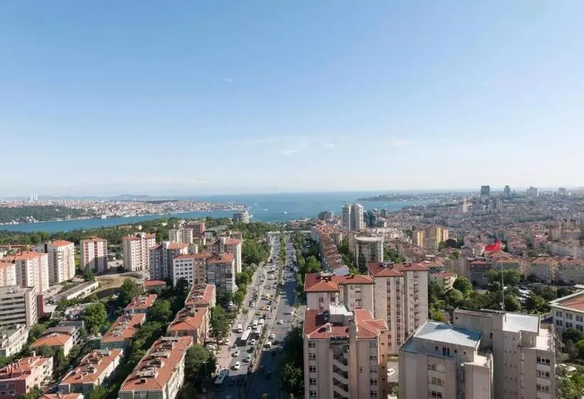 景色の見えるジュニアスイート, Renaissance Istanbul Polat Bosphorus
