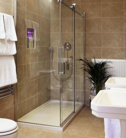 جناح مزود بتراس, Glencoe House