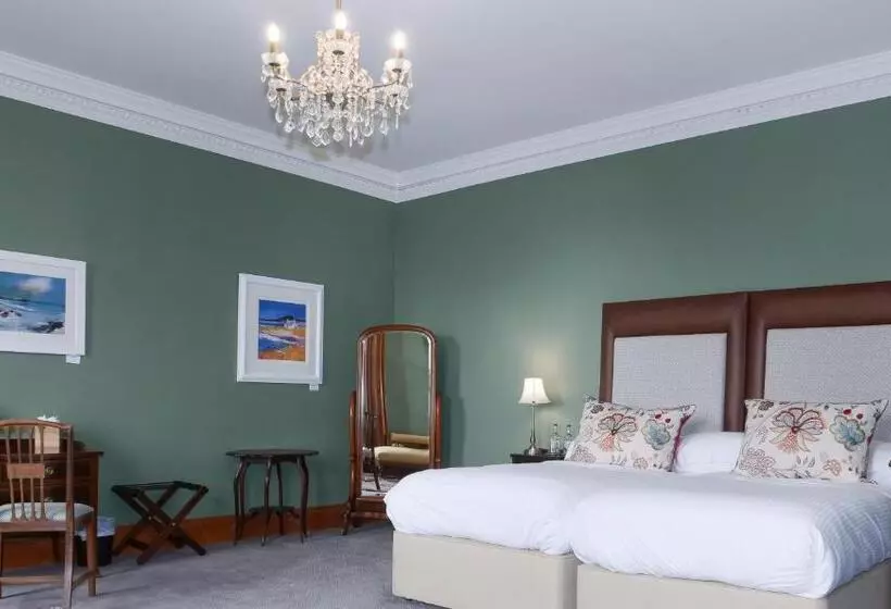 2 Bedroom Suite, Glencoe House