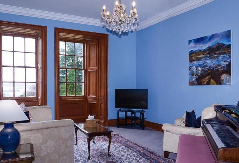 جناح, Glencoe House