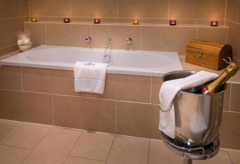 غرفة كلاسيكية, Glencoe House