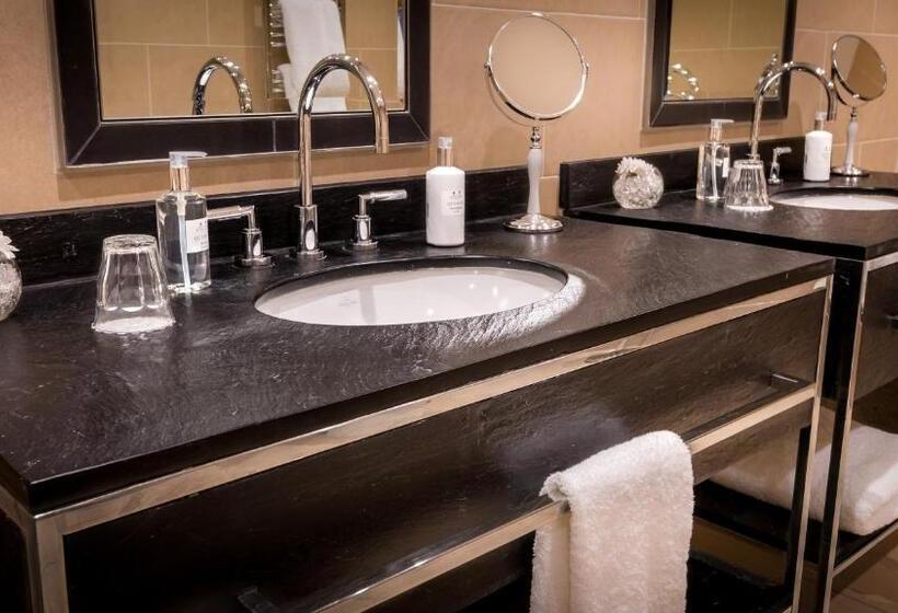 غرفة ديلوكس, Glencoe House