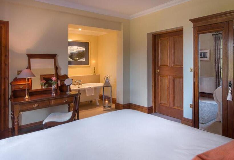 جناح مزود بجاكوزى, Glencoe House