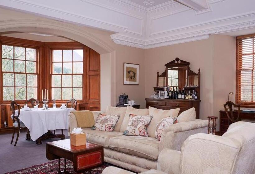 جناح, Glencoe House