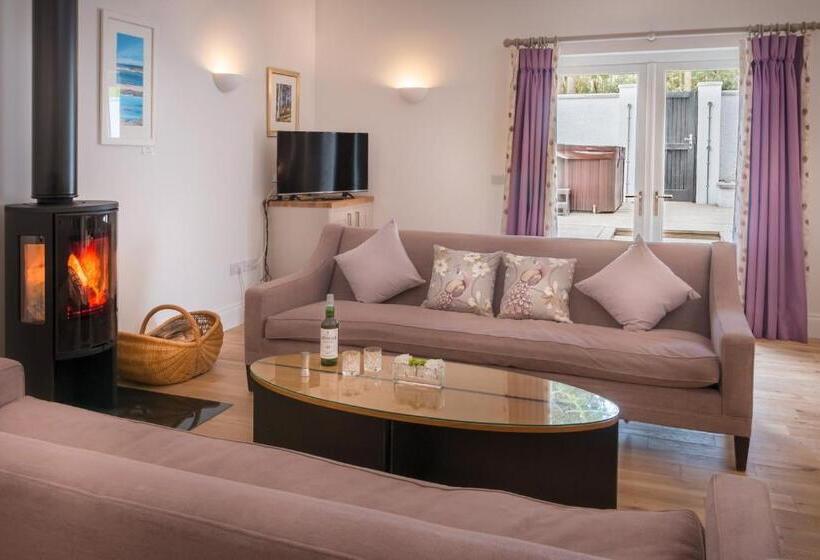 غرفة ديلوكس, Glencoe House