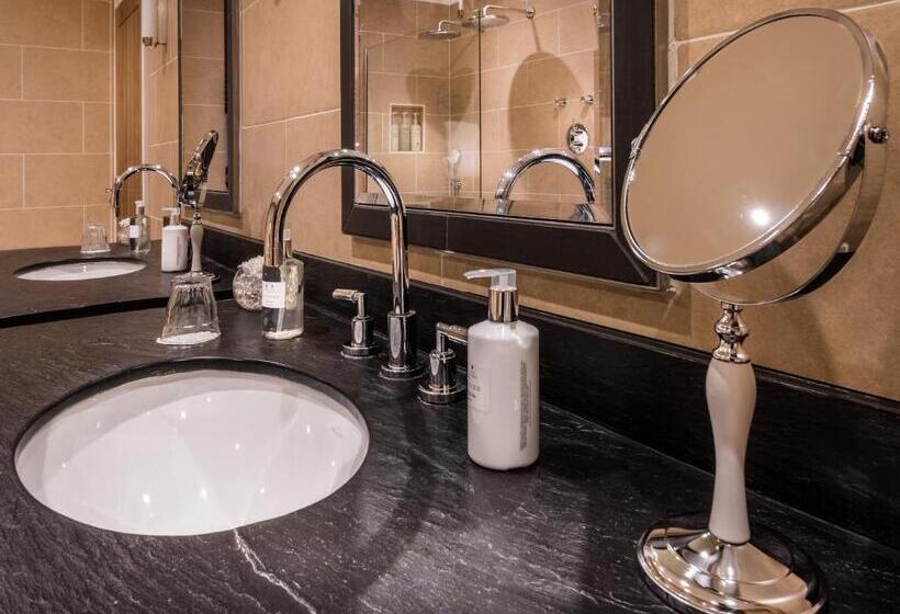 غرفة ديلوكس, Glencoe House