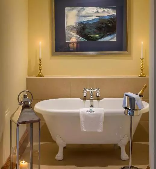 Suite with Hot Tub, Glencoe House
