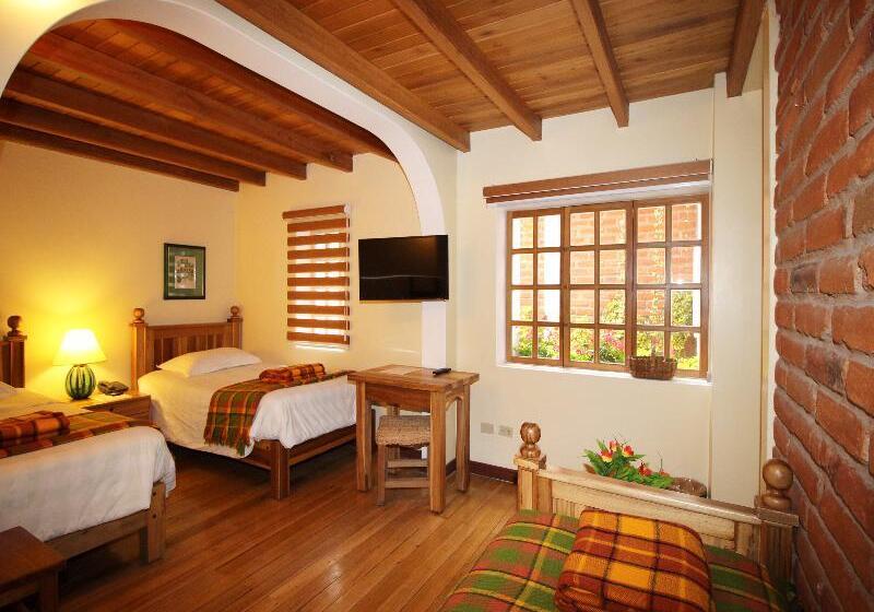 חדר סטנדרט לשלושה, Vieja Cuba