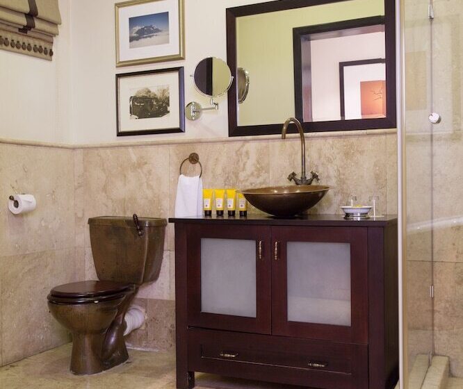 سوییت جونیور, Villa Monticello Boutique