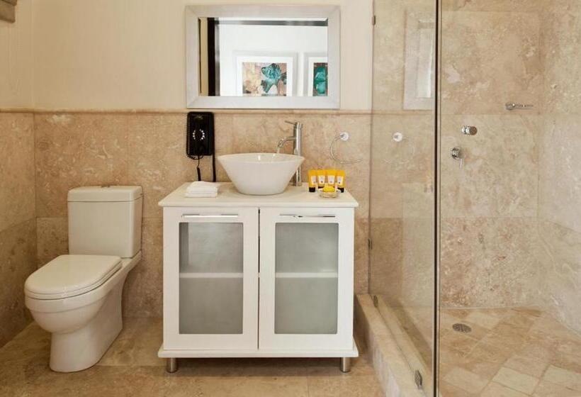 سوییت جونیور, Villa Monticello Boutique