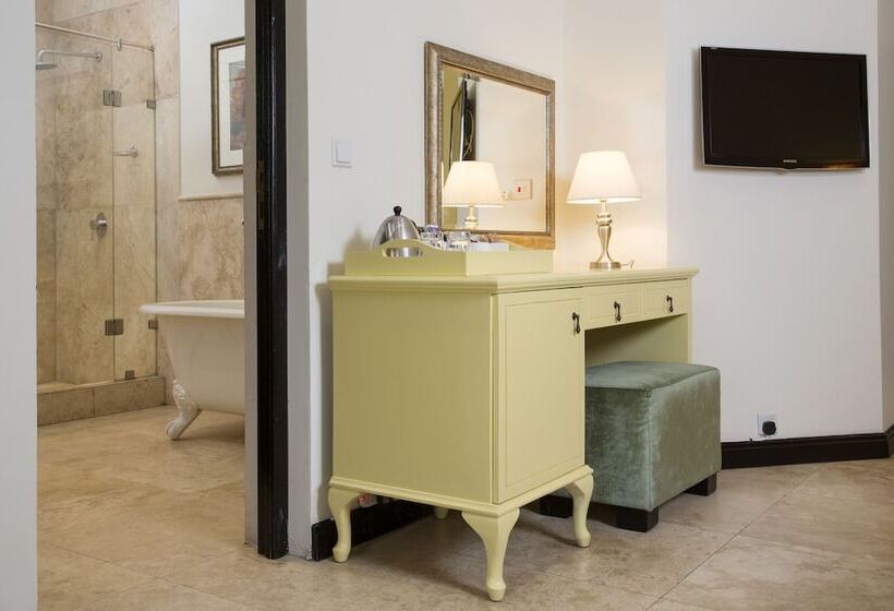 سوییت اجرایی, Villa Monticello Boutique