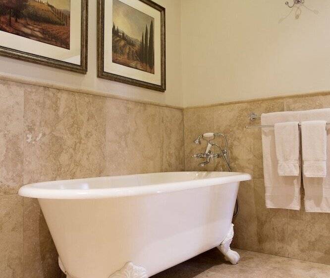 سوییت اجرایی, Villa Monticello Boutique