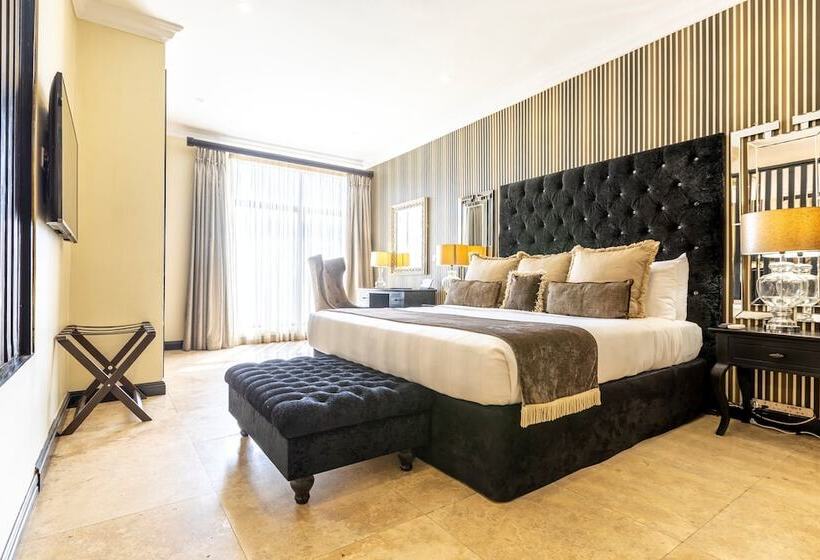 سوییت سوپریور, Villa Monticello Boutique