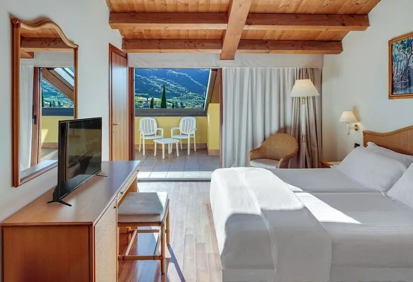 اتاق استاندارد, Poiano Garda Resort Hotel