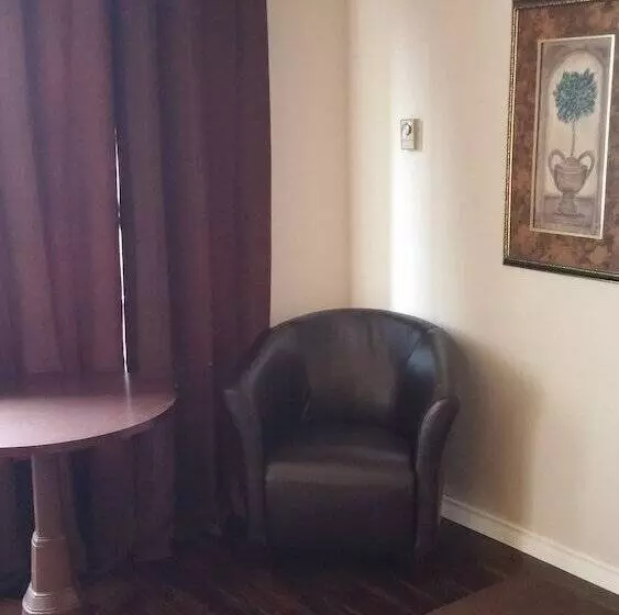 Standard-huone 2 Parivuodetta, Towne And Country Motel
