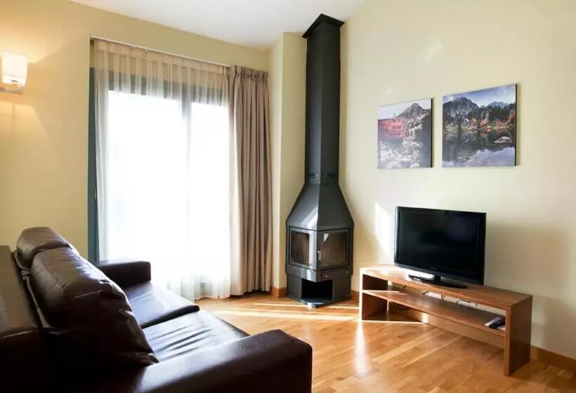Huoneisto 3 Makuuhuonetta, Apparthôtel Et Spa Cerdanya