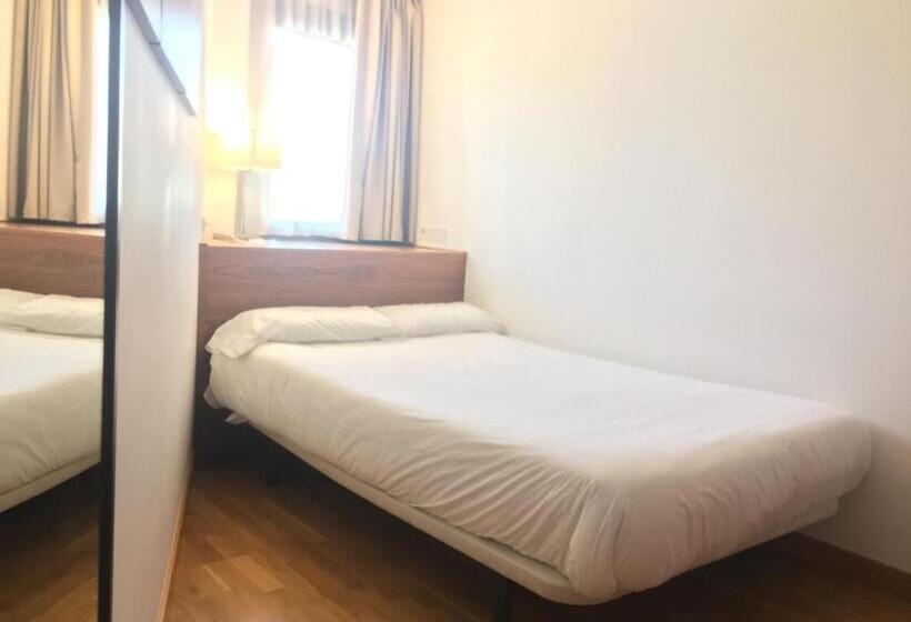 Люкс, Apparthôtel Et Spa Cerdanya