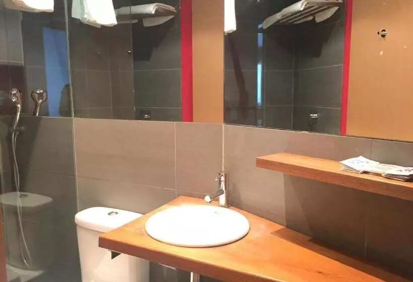Sviitti, Apparthôtel Et Spa Cerdanya
