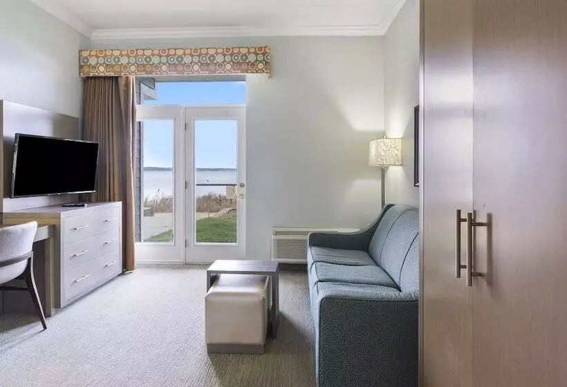 سوییت, Cherry Tree Inn & Suites
