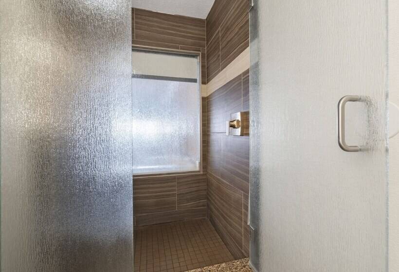 חדר סטנדרט עם נוף, Cherry Tree Inn & Suites