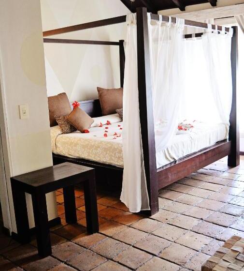 اتاق استاندارد با تخت بزرگ, Henry Morgan All Inclusive