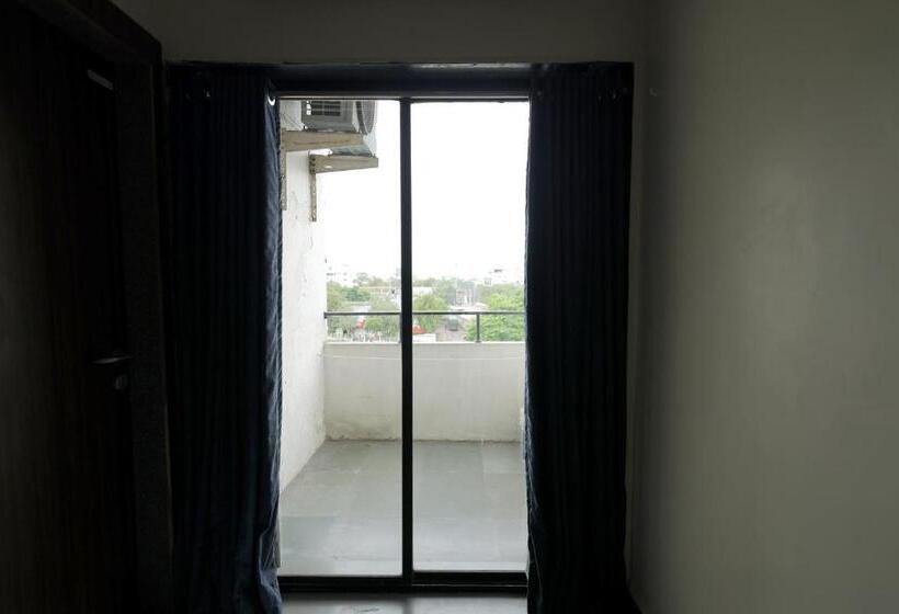 غرفة ديلوكس, Hospice