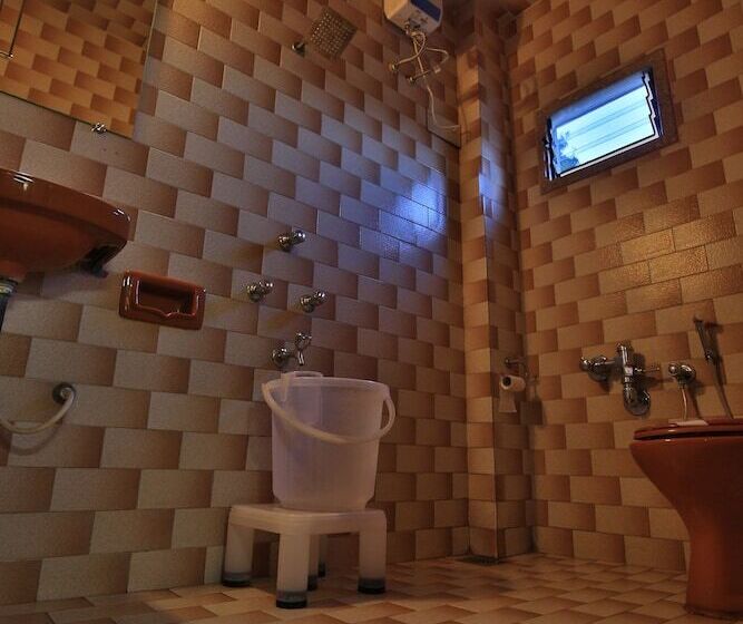 Quarto Deluxe, Hospice