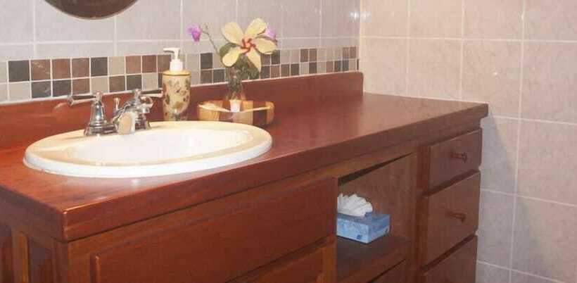 منزل غرفة نوم واحدة, Tanager Rainforest Lodge