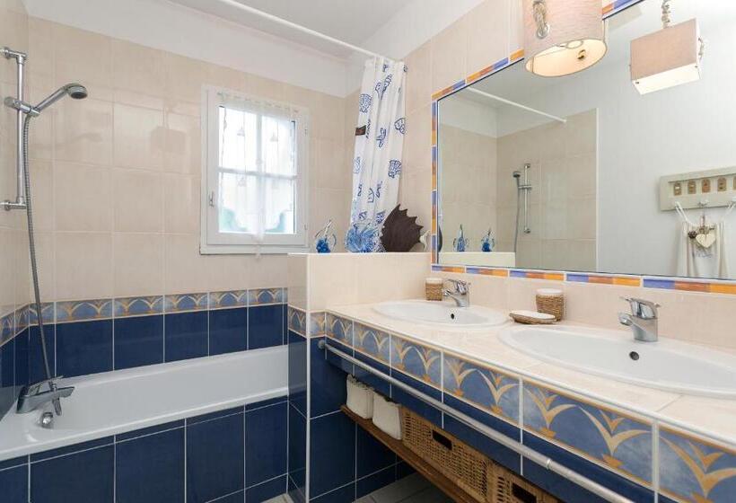 فيلا 3 غرف نوم مزودة بحمام سباحة, Madame Vacances Le Domaine De Vertmarines