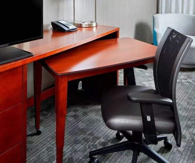 エクゼクティブルーム, Courtyard By Marriott San Antonio Six Flags At The Rim