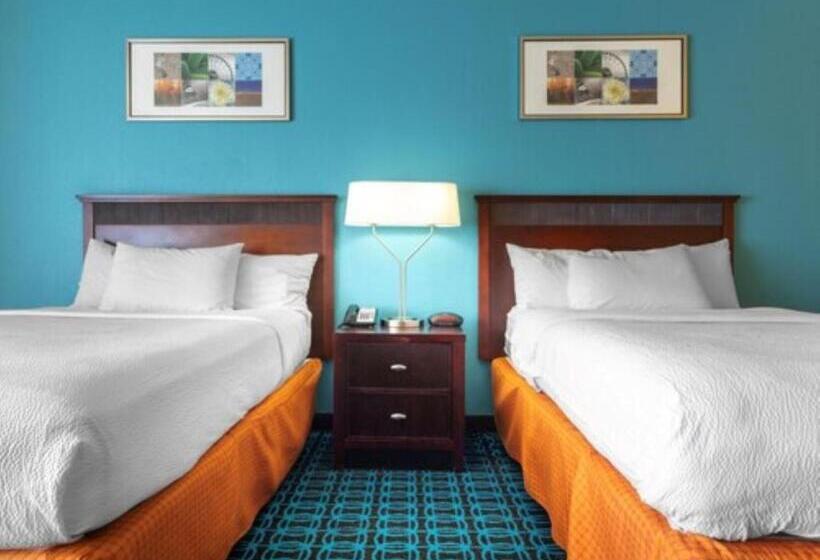 غرفه قياسيه سريرين مزدوجين, Chester Inn & Suites