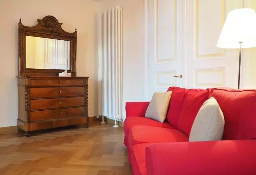 Family flat with lake view, Maloja Palace