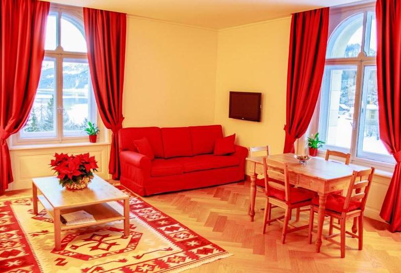 شقة بغرفة نوم واحدة, Maloja Palace