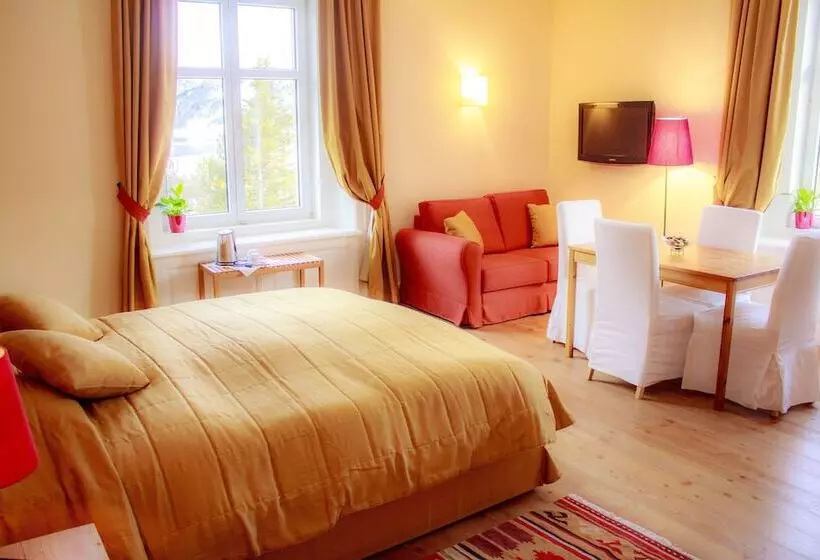 １ベッドルームのデラックスアパートメント, Maloja Palace
